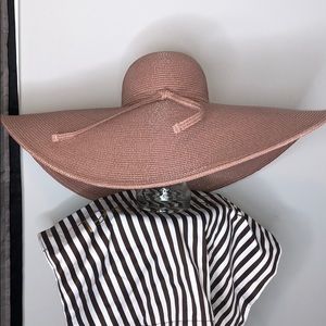 Oversized beach hat